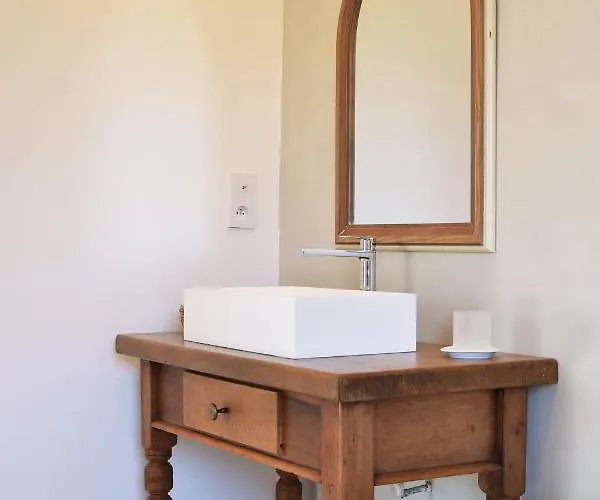 D'hotes Irazabala לינה וארוחת בוקר